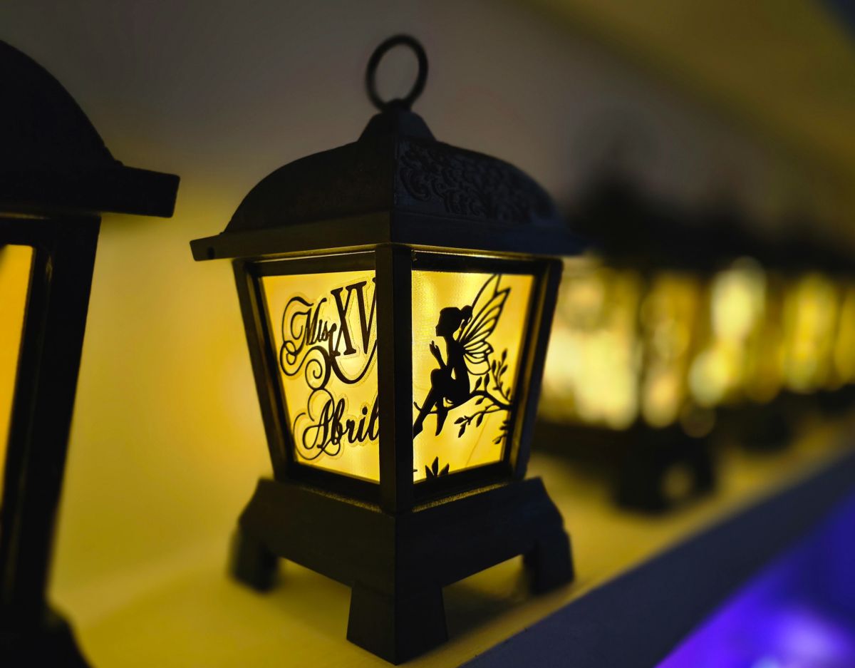 Centros de Mesa - Farol Akari 25cm - Quince Años