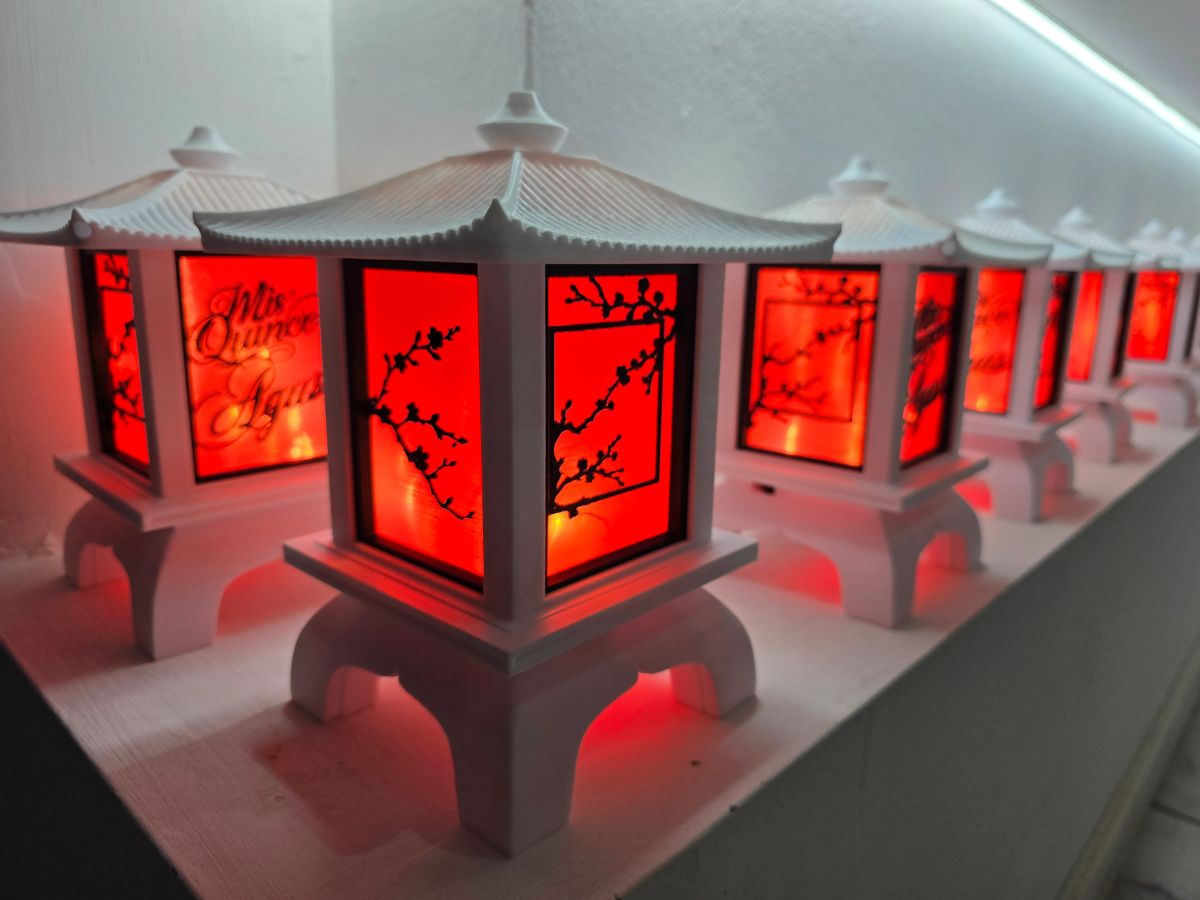 Centros de Mesa - Farol Kasumi 20cm - Quince Años